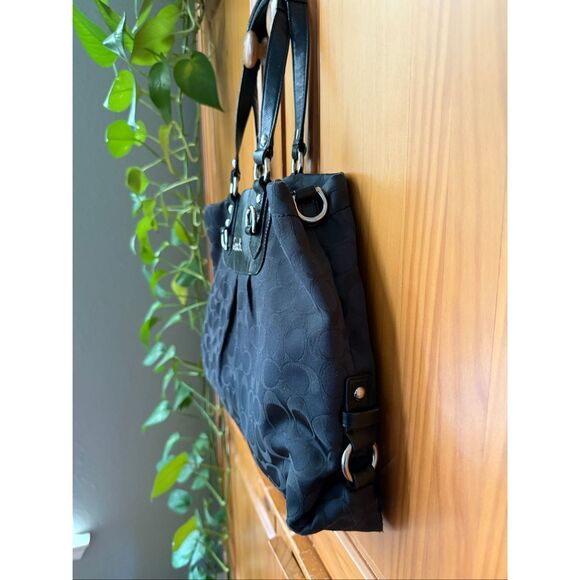 Coach Ashley Signature Sateen Carryall Tote Black F15510 – Authentic” - Picture 3 of 16